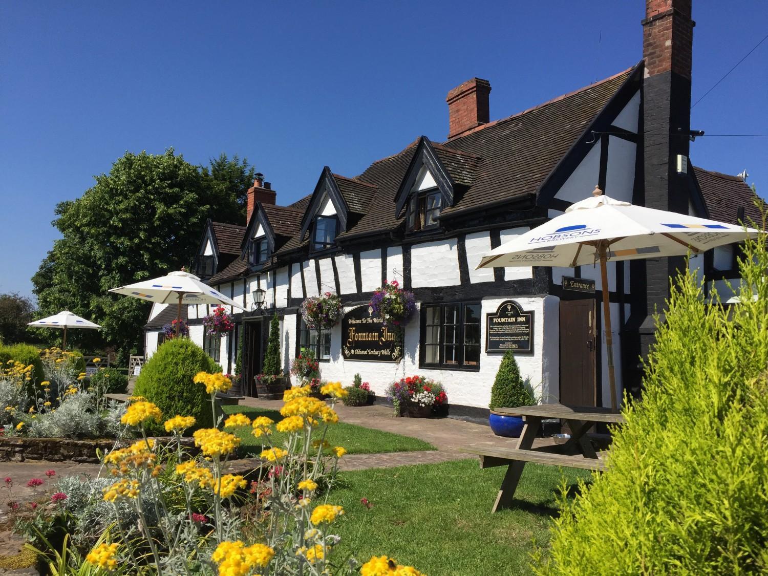 The Fountain Inn Tenbury Wells Экстерьер фото